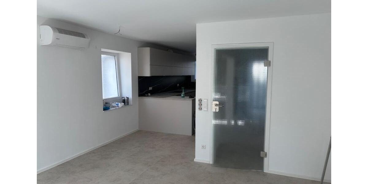 Doppelhaushälfte Filderstadt - 4.5 Zimmer, 135 m&sup2;, 2.200&euro; | Angebot:25551385