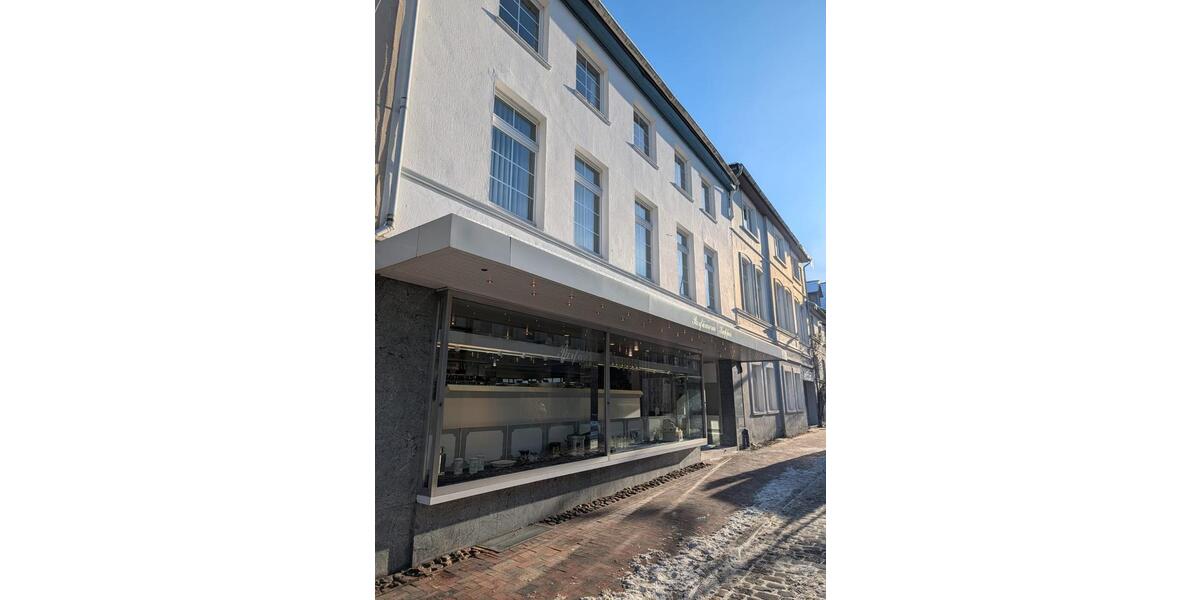 Reihenhaus Ratzeburg - 10 Zimmer, 582 m&sup2;, 3.500&euro; | Angebot:24551388