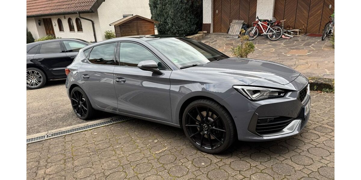 Cupra Leon 34.000 km 29.999 &euro; Auenwald 71549