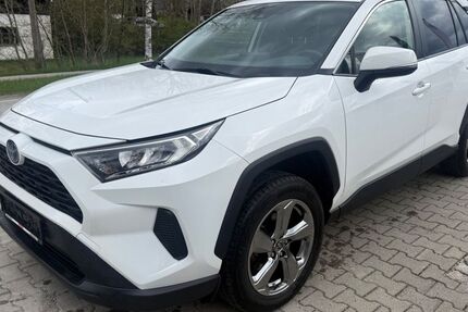 Toyota RAV 4 143.000 km 21.990 &euro; Bad Bayersoien 82435