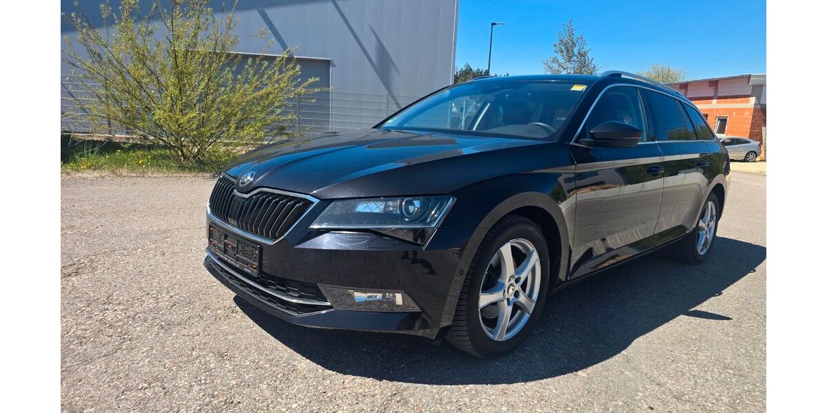 Skoda Superb 247.000 km 12.400 &euro; Haunsheim 89437