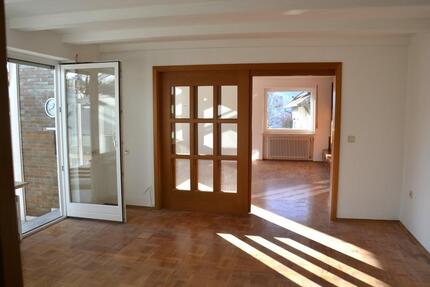 Hochwertige 5-Zimmer-EG-Wohnung - Wohnen mit Garten, Wintergarten 5 zimmer