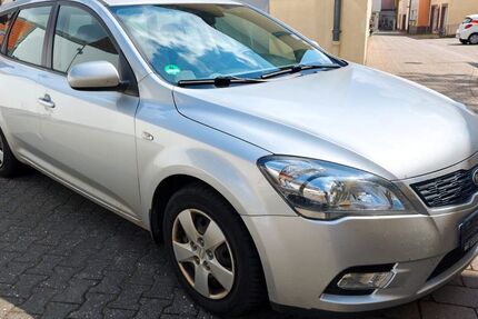 Kia ceed Sportswagon 157.000 km 3.790 &euro; Wallertheim 55578
