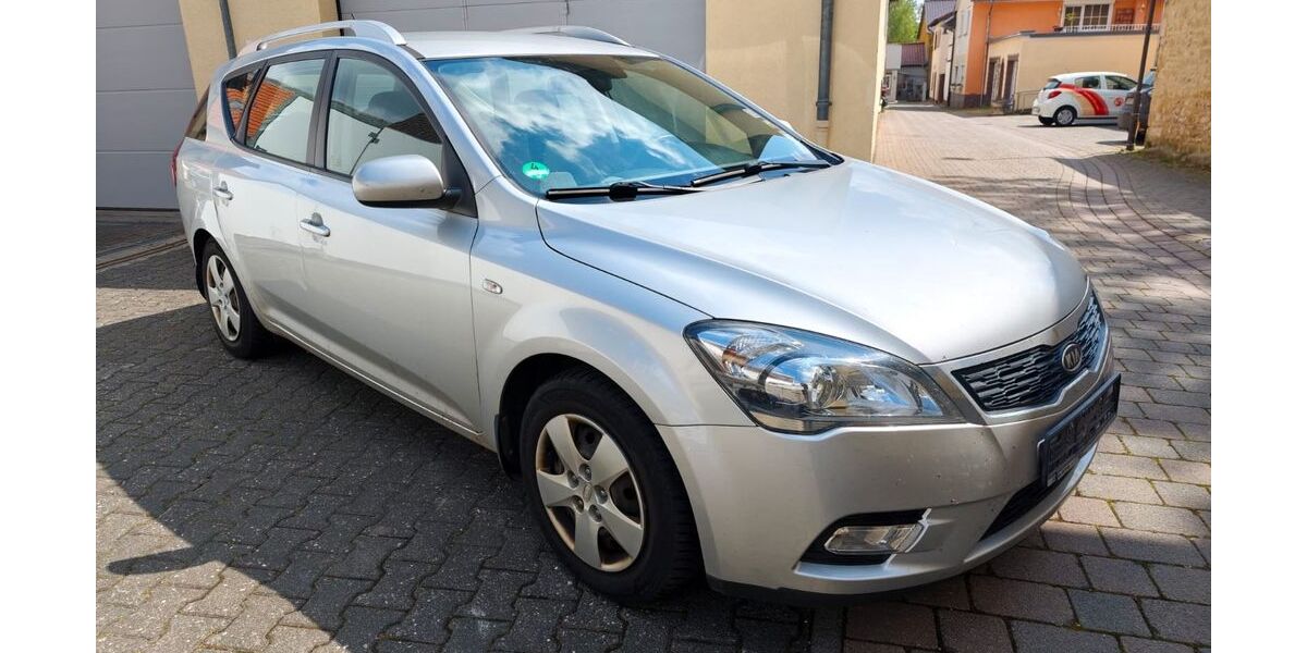 Kia ceed Sportswagon 157.000 km 3.790 &euro; Wallertheim 55578