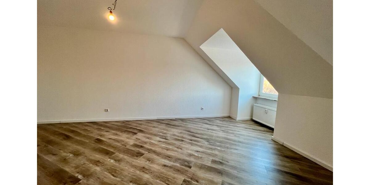 Dachgeschoßwohnung Fredenbeck - 2 Zimmer, 80 m&sup2;, 850&euro; | Angebot:25278751