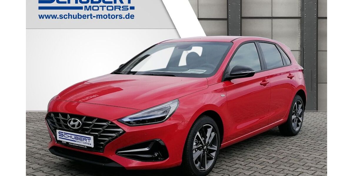 Hyundai i30 7.900 km 20.890 &euro; Wolfsburg 38448
