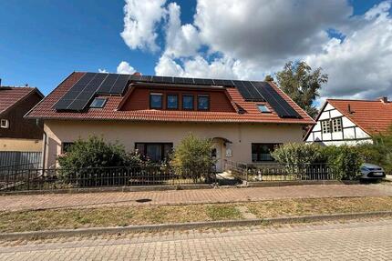 Einfamilienhaus mit Einliegerwohnung 8 zimmer