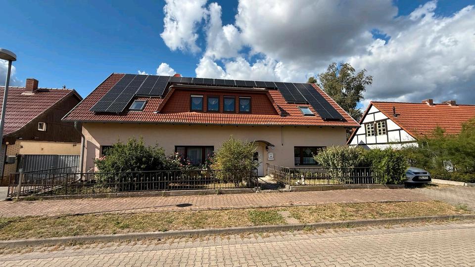 Einfamilienhaus mit Einliegerwohnung 8 zimmer