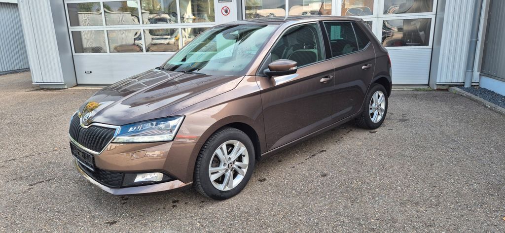 Skoda Fabia 127.470 km 11.500 € Engstingen 72829