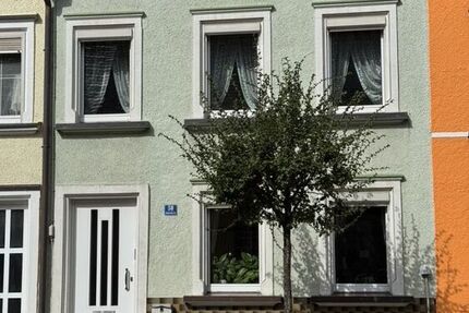 Provisionsfrei* Kernsaniertes Reihenmittelhaus in Kirchenlamitz - sehr gepflegt, sofort bezugsbereit - Haus Kirchenlamitz Hohenbuch | Angebot:23381744