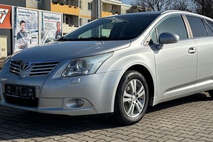 Toyota Avensis 196.000 km 6.195 &euro; Halle/Saale 06126