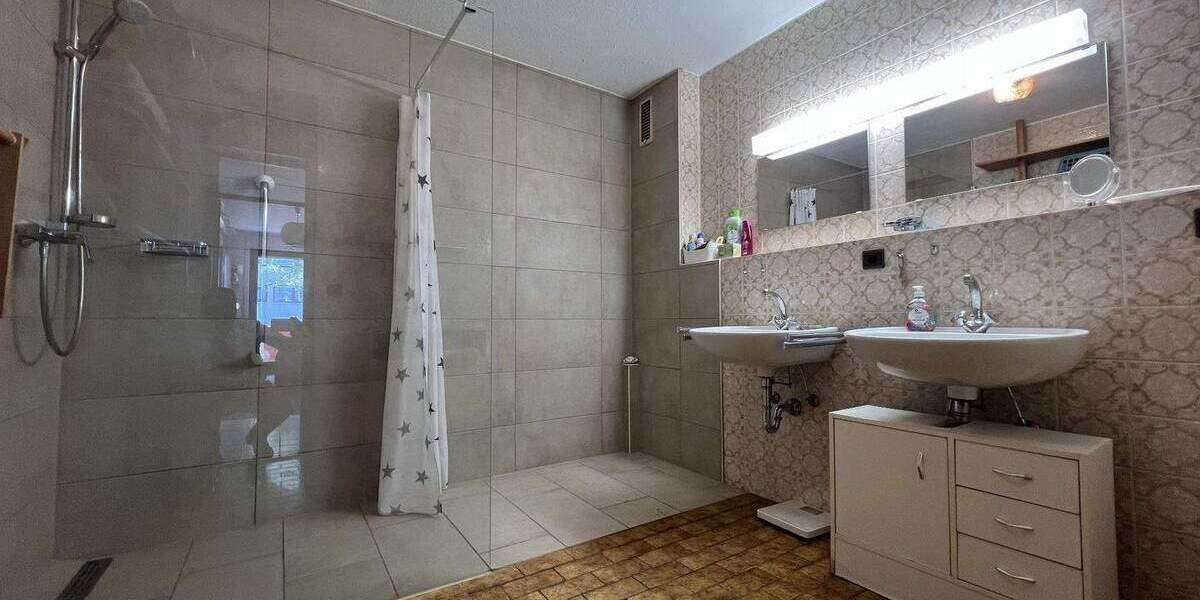 Etagenwohnung Schönaich - 2 Zimmer, 82 m&sup2;, 220.000&euro; | Angebot:24711538