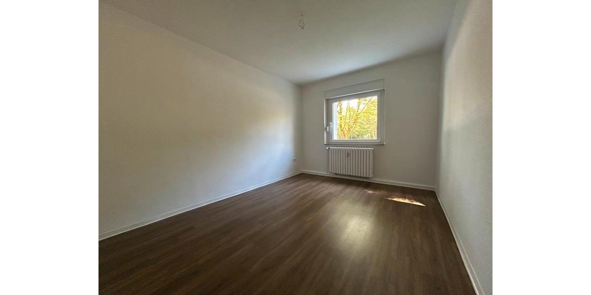 Erdgeschoßwohnung Essen Stadtbezirk V - 2 Zimmer, 73 m&sup2;, 657&euro; | Angebot:26268266