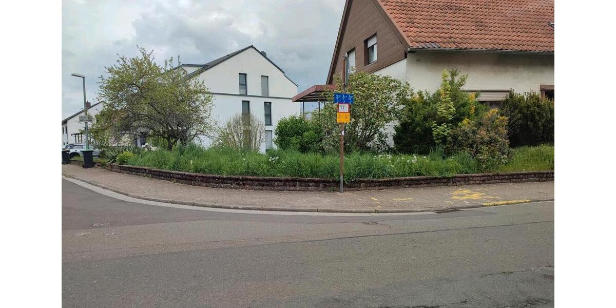 Freistehendes Zweifamilienhaus in Bous zu verkaufen 10 zimmer