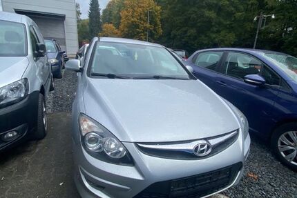 Hyundai i30 144.341 km 3.499 &euro; Lüdenscheid 58515