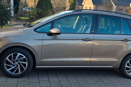 VW Golf Sportsvan 130.000 km 10.950 &euro; Schmalfeld 24640