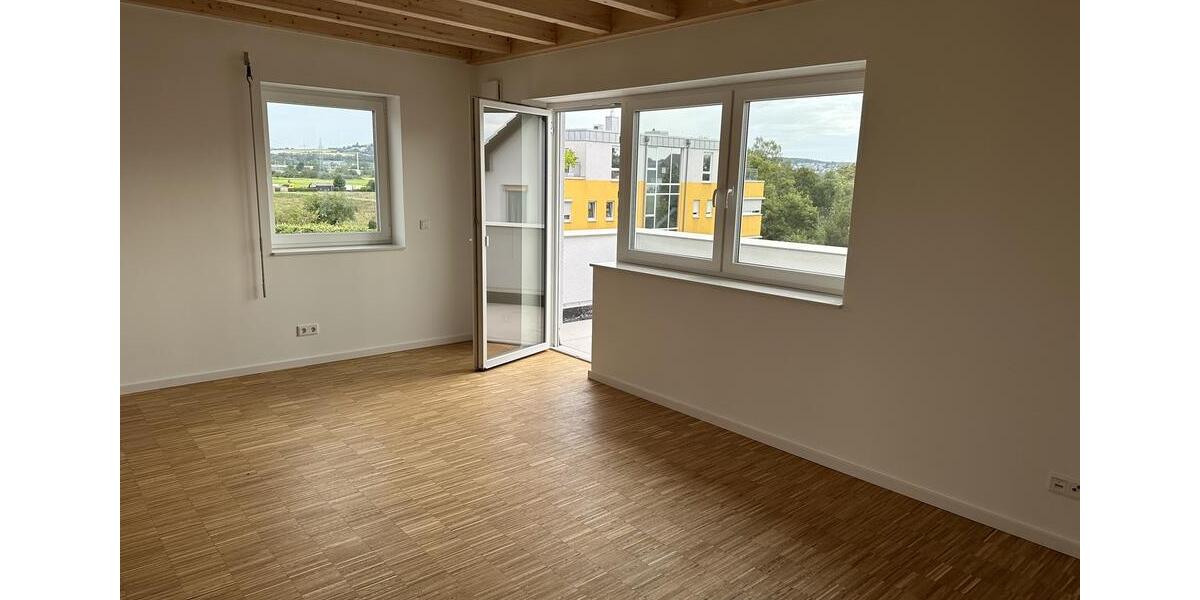 Einfamilienhaus Gießen Wieseck - 2.5 Zimmer, 124 m&sup2;, 1.700&euro; | Angebot:24731741