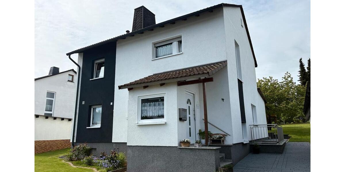 Einfamilienhaus Frankenberg (Eder) - 6 Zimmer, 140 m&sup2;, 375.000&euro; | Angebot:26835339