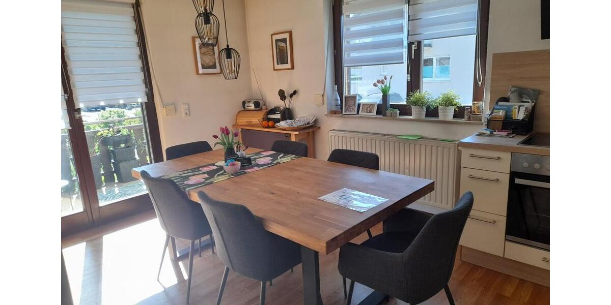 Erdgeschoßwohnung Bad Neustadt an der Saale - 3 Zimmer, 77 m&sup2;, 700&euro; | Angebot:26697930