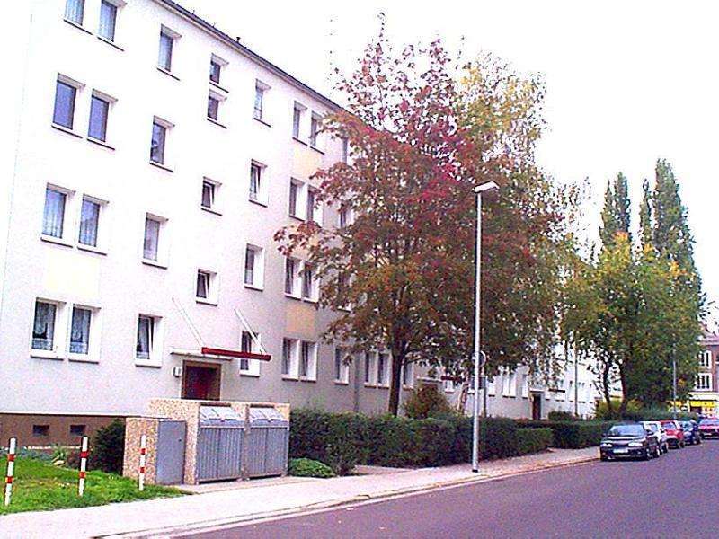 Wohnung zum Mieten in Magdeburg 299,44 € 37.43 m²