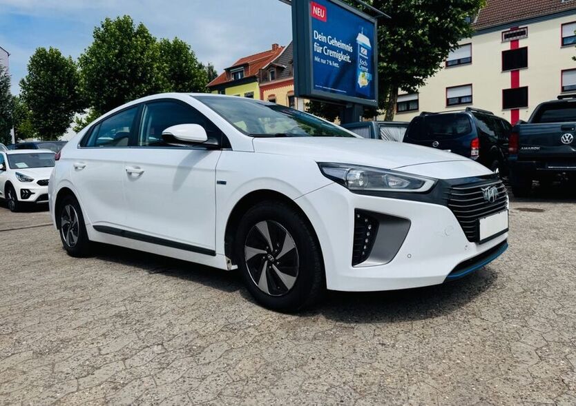IONIQ