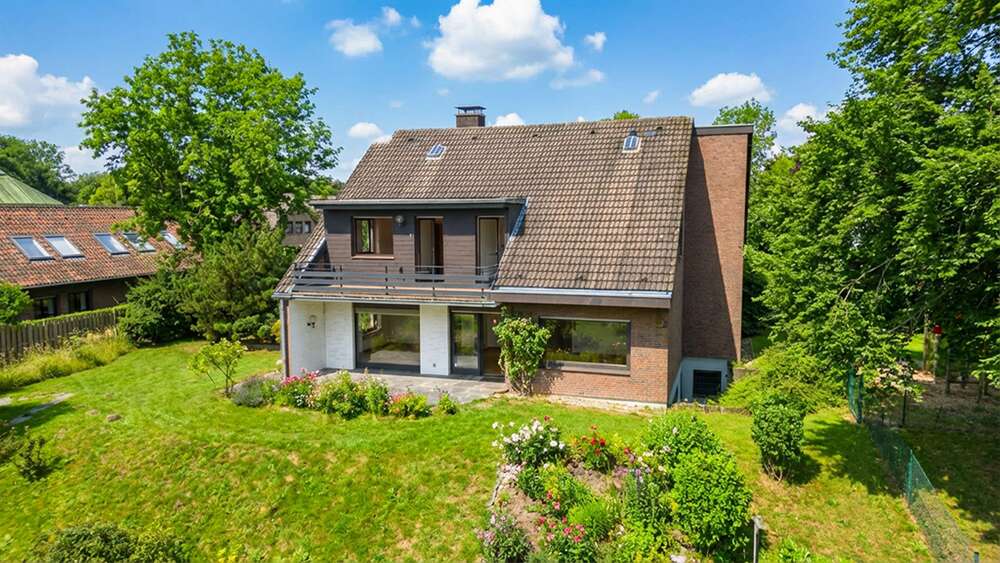 Haus zum Kaufen in Neuss 889.000 € 226 m² 6 zimmer