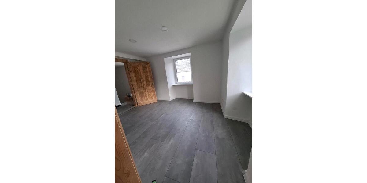 Einfamilienhaus 4,5 ZKB in Saffig - Altbaucharm trifft Moderne 4 zimmer