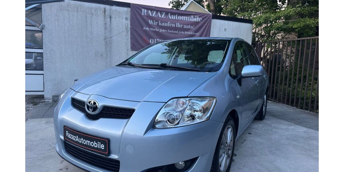 Toyota Auris 100.000 km 4.690 &euro; Fürth 90763
