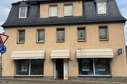 Haus zum Kaufen in Schwarzenberg 219.000 € 231 m² 10 zimmer