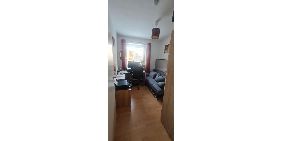Etagenwohnung Kiel Schreventeich - 5 Zimmer, 120 m&sup2;, 1.800&euro; | Angebot:26402972