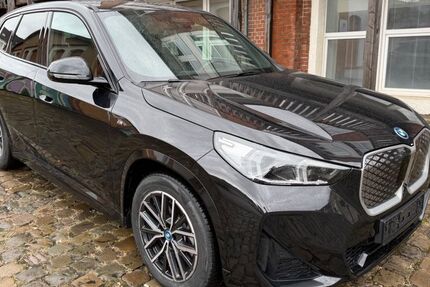 BMW iX1 38.900 km 38.500 &euro; Düsseldorf 40589