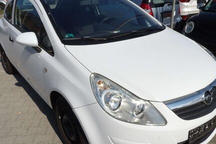 Opel Corsa 221.000 km 2.499 &euro; Bautzen 02625