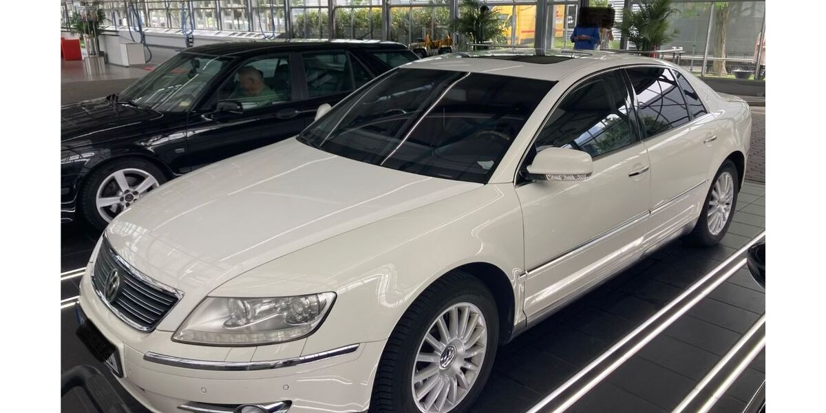 VW Phaeton 254.500 km 4.900 &euro; Berlin 10249