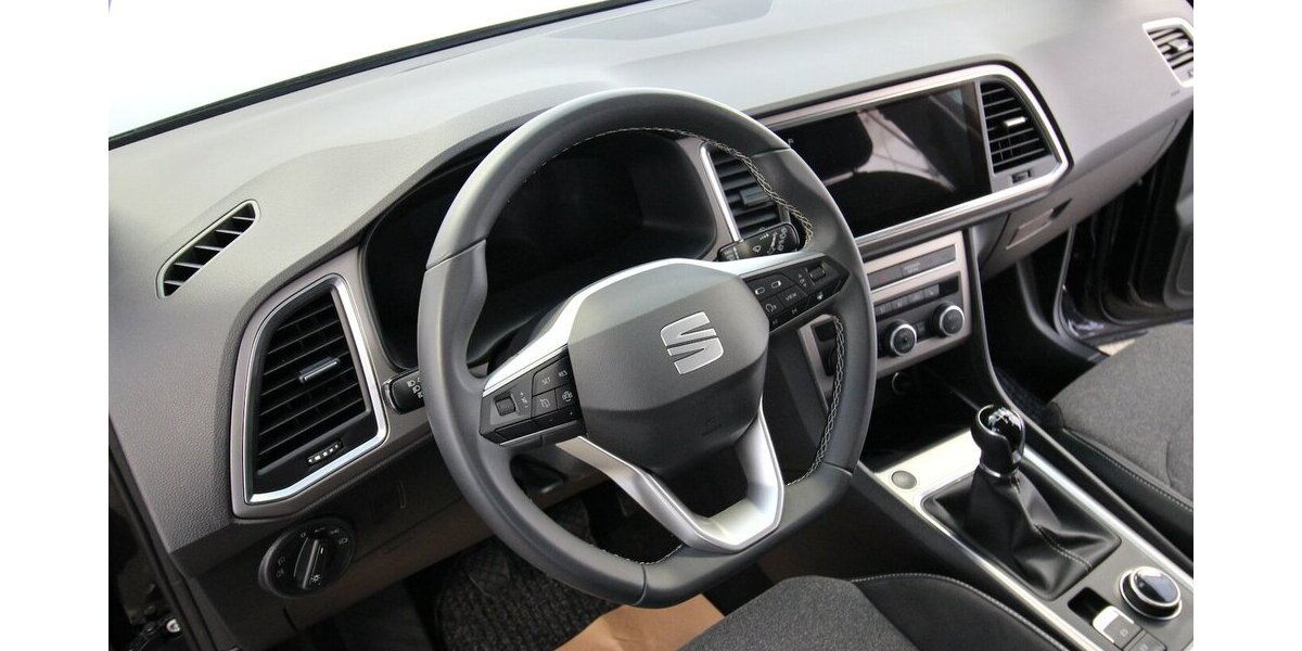 Seat Ateca 1.5 TSI Xperience NAVI+LED+KAMERA+WINTER 34.722 km 25.500 &euro; Hagenow 19230