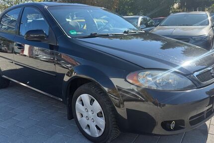 Daewoo Lacetti 149.556 km 999 € Fellbach 70736