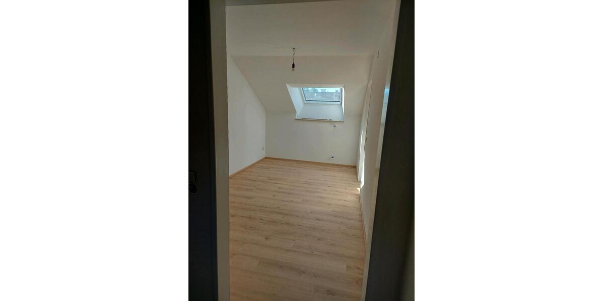 Reihenhaus Mauerstetten - 6 Zimmer, 140 m&sup2;, 1.540&euro; | Angebot:26156252