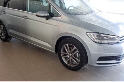 VW Touran 7.456 km 37.980 &euro; Rieden-Vilshofen 92286