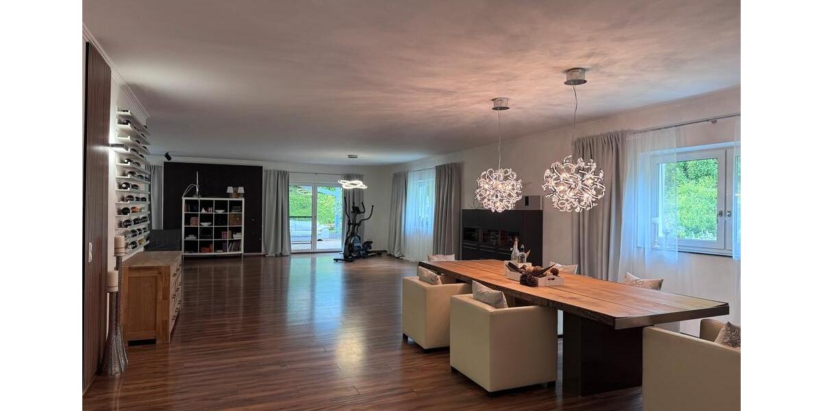 Einfamilienhaus Zweibrücken - 5 Zimmer, 300 m&sup2;, 790.000&euro; | Angebot:27129153
