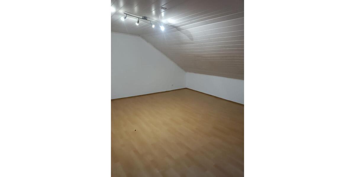 2 Zimmer Wohnung 75 qm ab sofort 2 zimmer