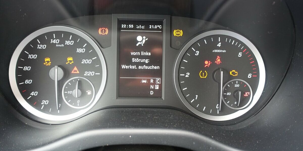 Mercedes-Benz Vito Tourer 119 CDI RWD PRO lang 9-Sitzer voll fah 242.000 km 16.950 &euro; Neumarkt/OPf 92318