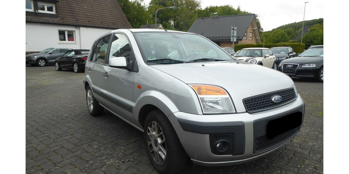 Ford Fusion 156.000 km 2.800 &euro; Wiehl 51674