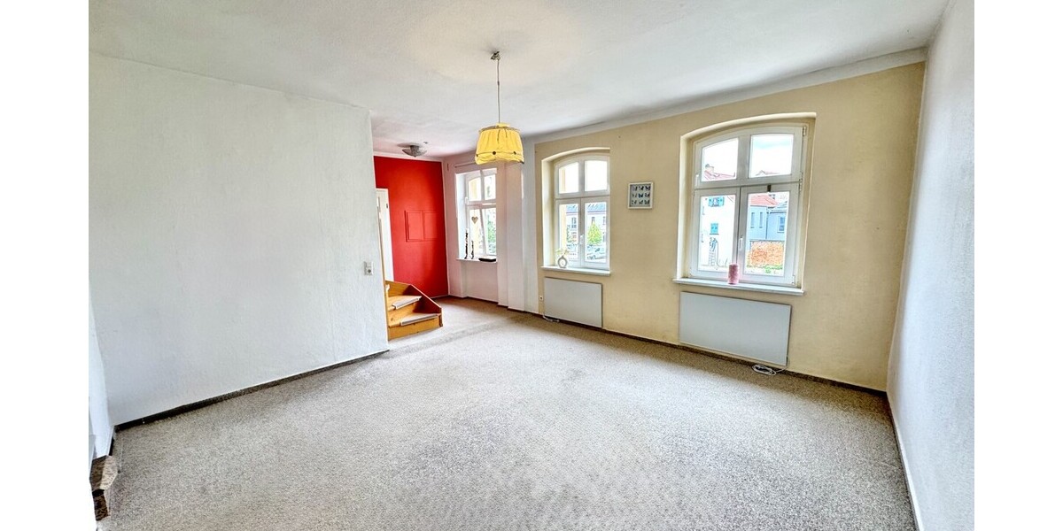 HORN IMMOBILIEN ++ Wohnhaus mit zwei Wohneinheiten und Gartengrundstück am See in Penkun - Reihenhaus Penkun | Angebot:27265756
