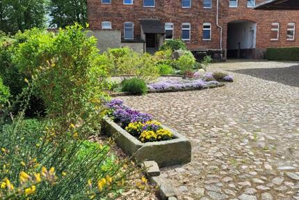 Haus Beetzendorf - 13 Zimmer, 360 m&sup2;, 275.000&euro; | Angebot:25308938