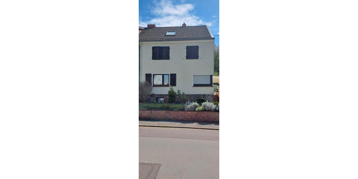 Einfamilienhaus Merzig - 7 Zimmer, 140 m&sup2;, 225.000&euro; | Angebot:27120413