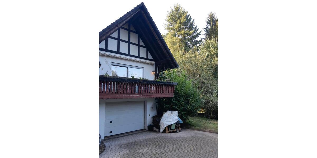 Einfamilienhaus Reichshof - 10 Zimmer, 230 m&sup2;, 249.000&euro; | Angebot:26123093