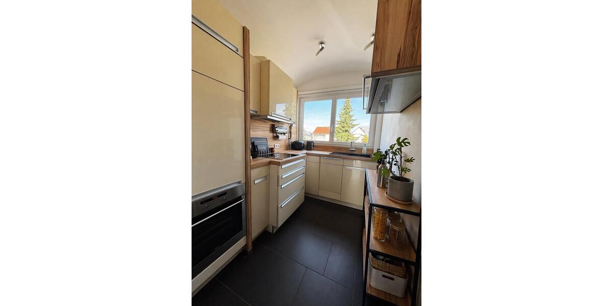 Dachgeschoßwohnung Ingolstadt Nordost - 2.5 Zimmer, 65 m&sup2;, 293.000&euro; | Angebot:27018945