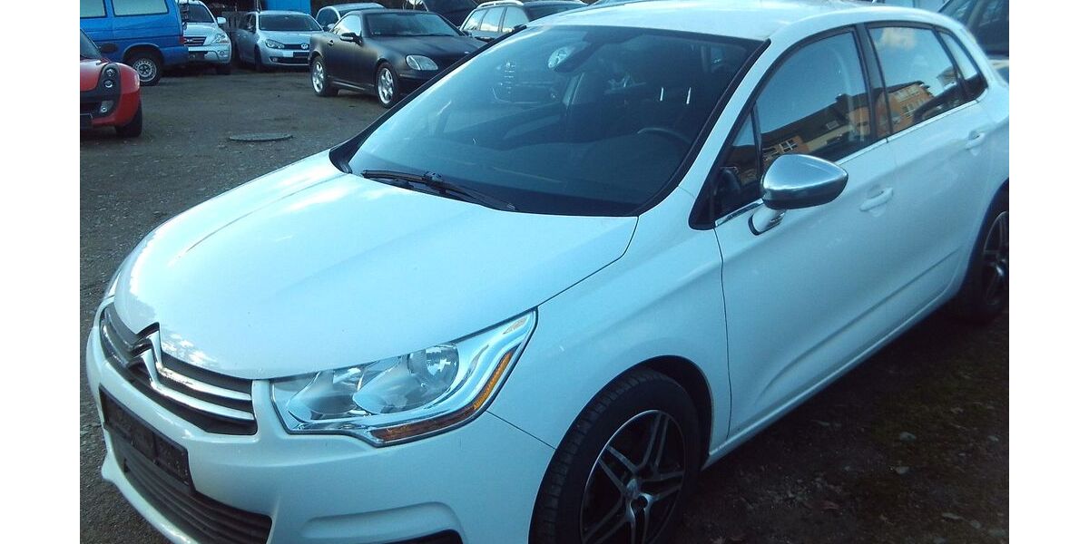 Citroen C4 92.000 km 3.900 &euro; Limbach-Oberfrohna 09212