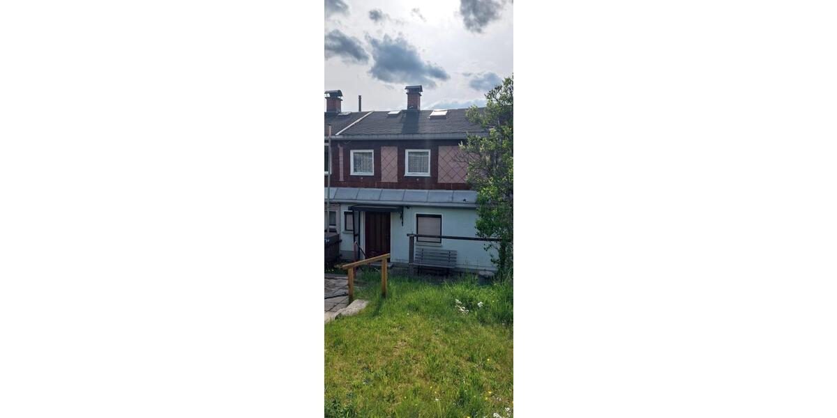 Doppelhaushälfte Markneukirchen - 3 Zimmer, 65 m&sup2;, 49.000&euro; | Angebot:26786750