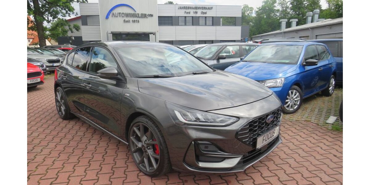 Ford Focus 21.299 km 23.990 &euro; Nürnberg 90431