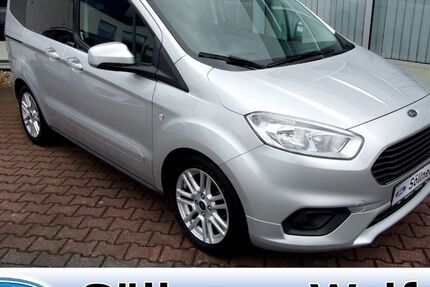 Ford Tourneo Courier 91.940 km 10.980 &euro; Wolfen 06766